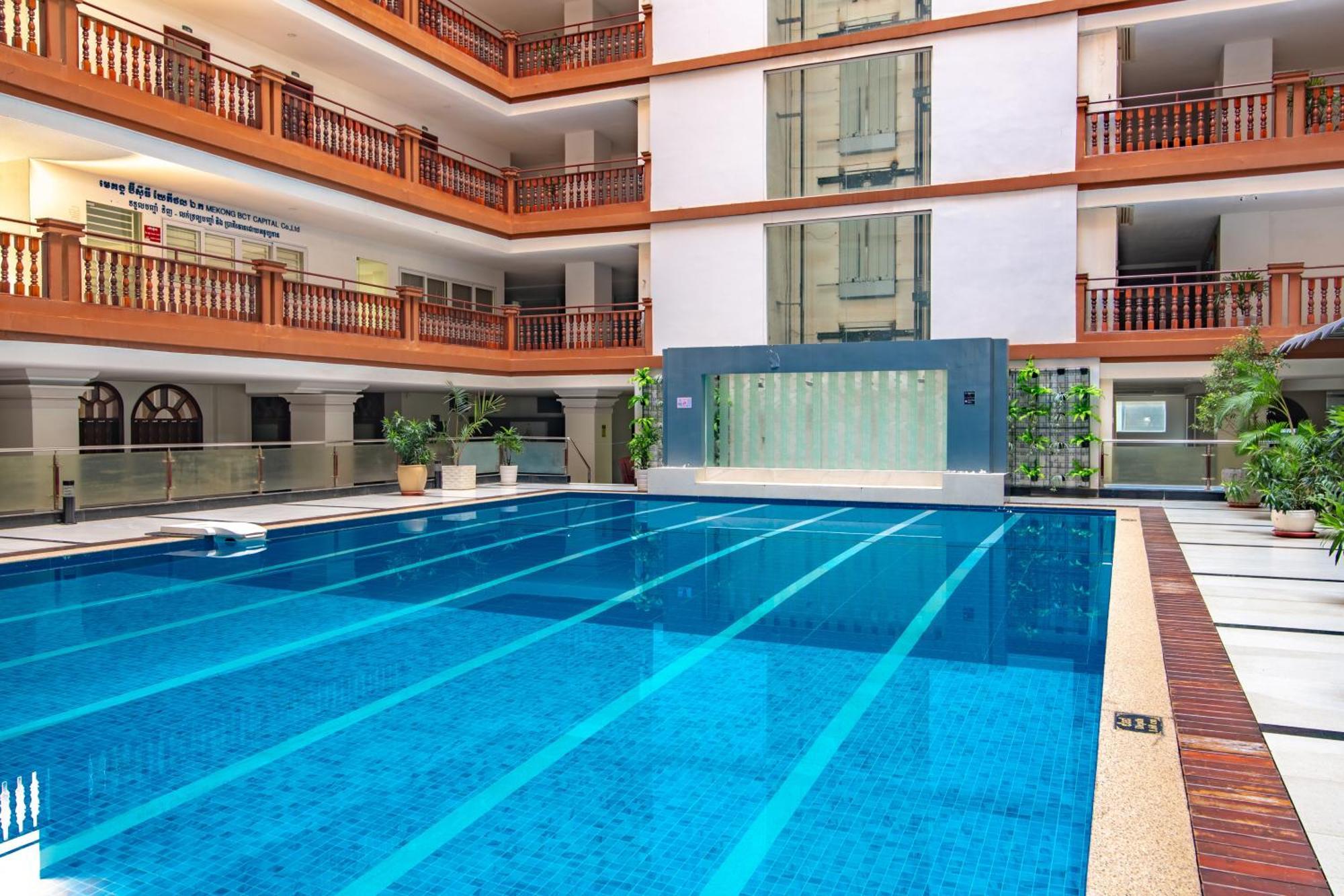Mekongview 2 Condotel Phnom Penh Esterno foto