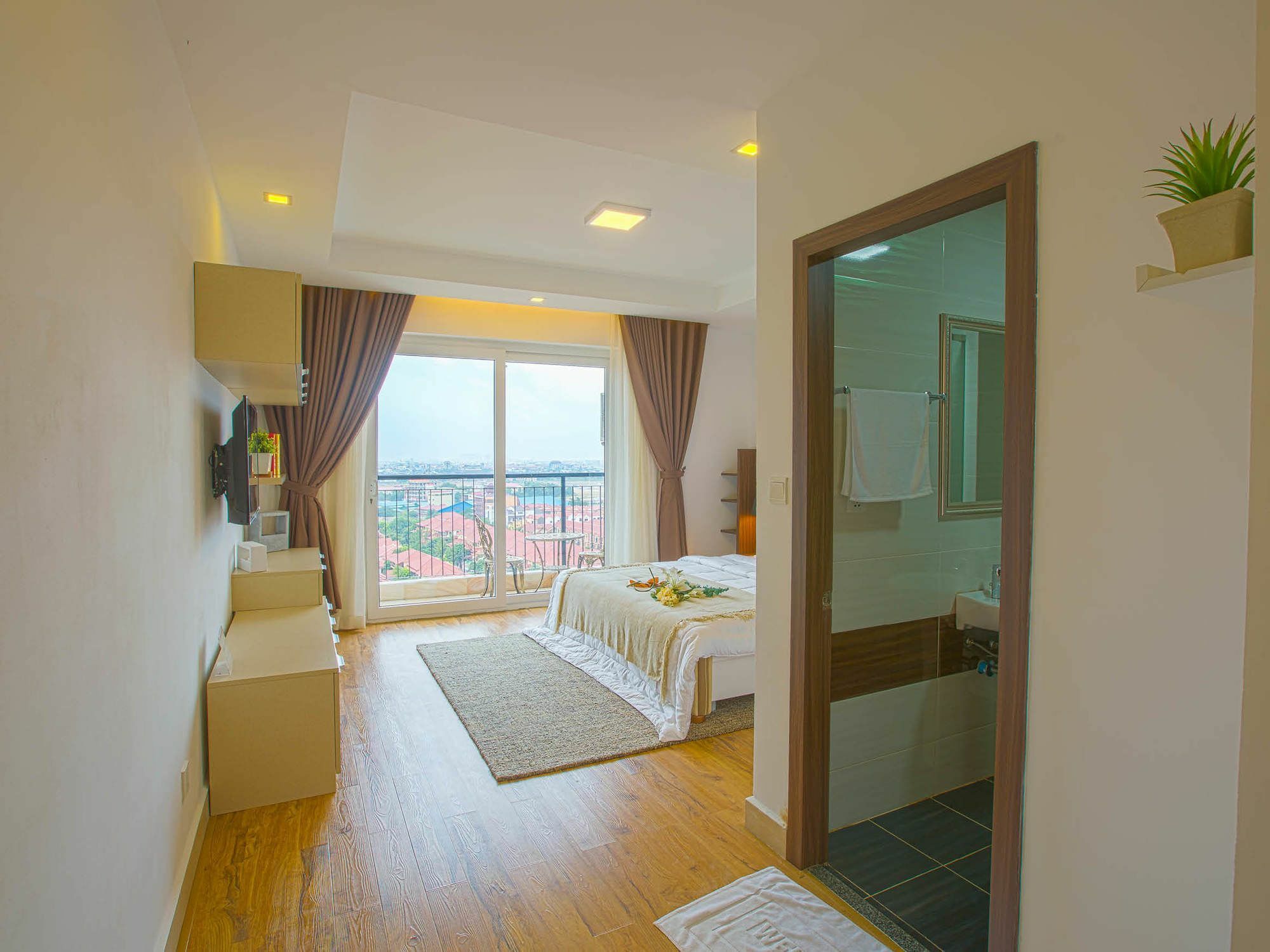 Mekongview 2 Condotel Phnom Penh Esterno foto