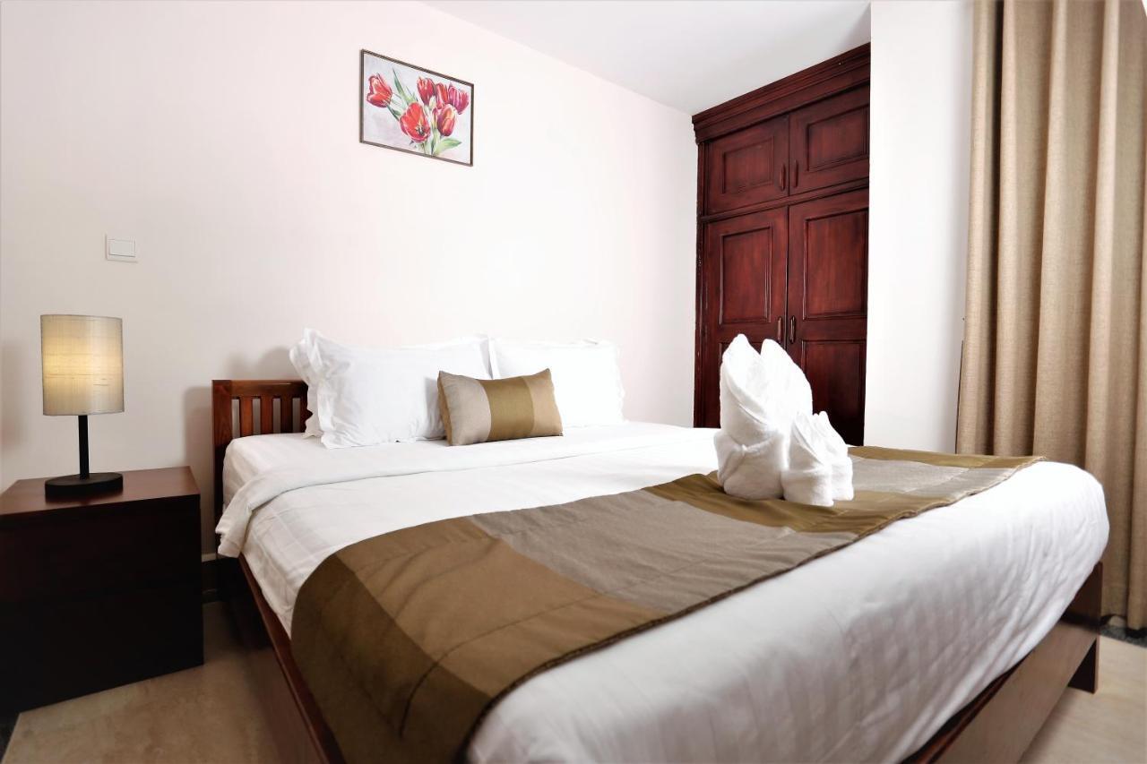 Mekongview 2 Condotel Phnom Penh Esterno foto