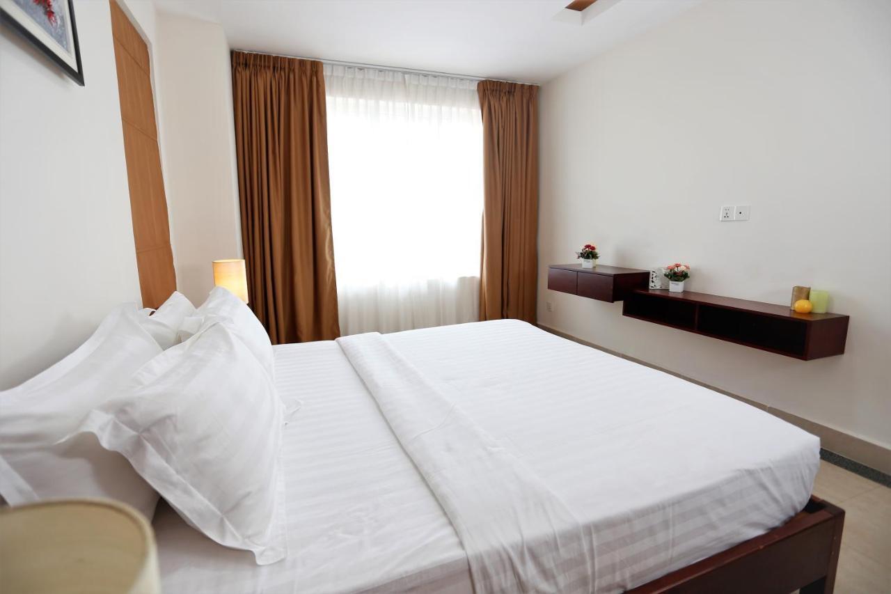 Mekongview 2 Condotel Phnom Penh Esterno foto