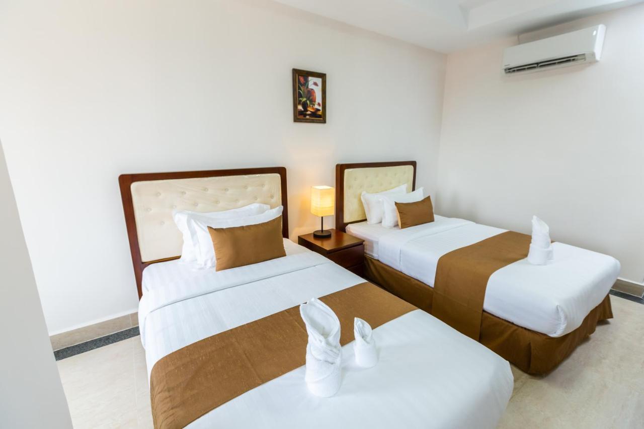 Mekongview 2 Condotel Phnom Penh Esterno foto