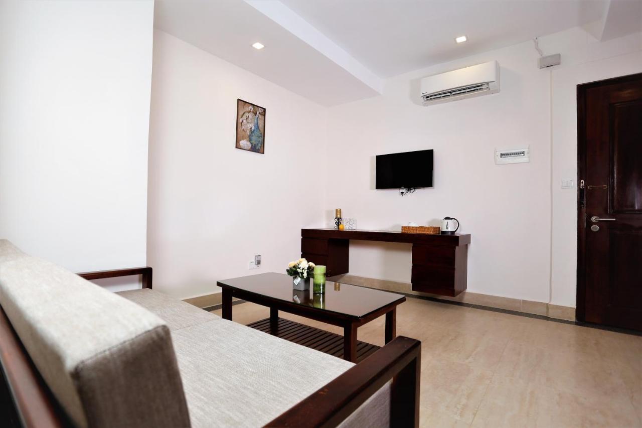 Mekongview 2 Condotel Phnom Penh Esterno foto
