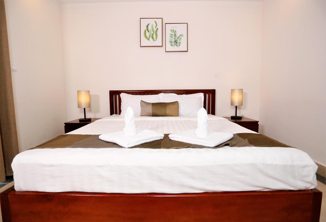 Mekongview 2 Condotel Phnom Penh Esterno foto